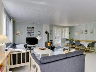 Holiday Home Epiphania - 900m from the sea by Interhome - 1