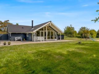 Holiday Home Tovi - 4km from the sea by Interhome - 2