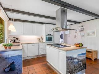 Holiday Home Yall - 1km from the sea by Interhome - 2