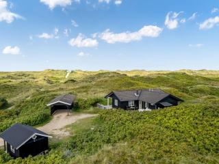 Holiday Home Aise - 75m from the sea by Interhome - 7