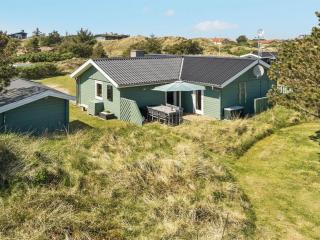 Holiday Home Edna - 800m from the sea by Interhome - 8