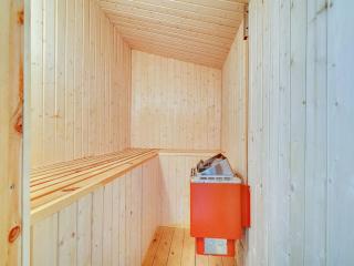 Holiday Home Elinbjörn - 1km from the sea by Interhome - 3