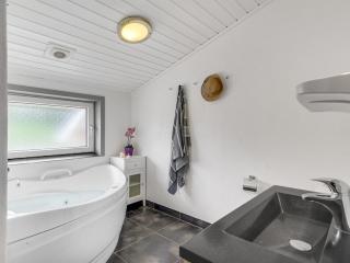 Holiday Home Janita - 800m from the sea by Interhome - 1