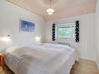 Holiday Home Carolin - 400m from the sea by Interhome - 5