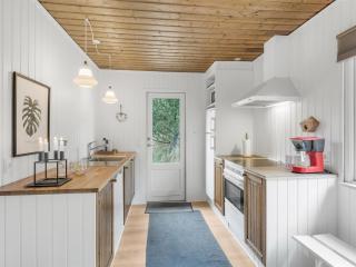 Holiday Home Magrete - 900m from the sea by Interhome - 3