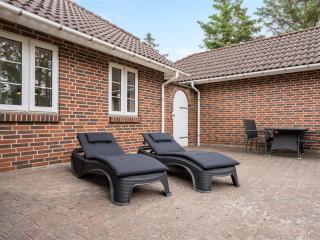 Holiday Home Hjalmsvider - 1km from the sea by Interhome - 1