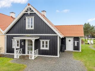 Holiday Home Folkmar - 800m from the sea by Interhome - 4