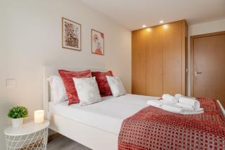 Modern & Sleek Flat | Terrace & Garage by HostWise - 2