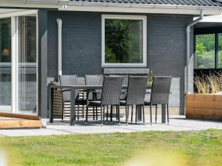 Holiday Home Sunna - 500m from the sea by Interhome - 6