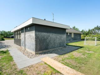 Holiday Home Sunna - 500m from the sea by Interhome - 7