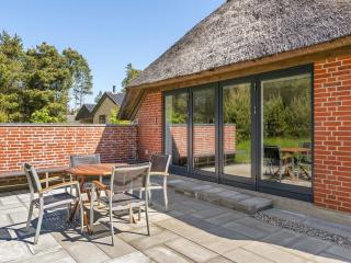 Holiday Home Annetin - 850m from the sea by Interhome - 5