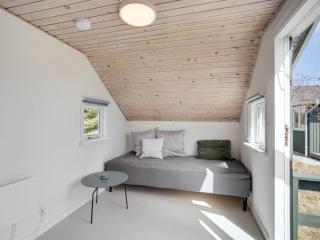 Holiday Home Absolon - 1-5km from the sea by Interhome - 4