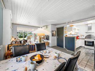 Holiday Home Skakke - 900m from the sea by Interhome - 3