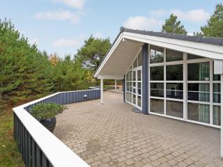 Holiday Home Guththorm - 600m from the sea by Interhome - 4