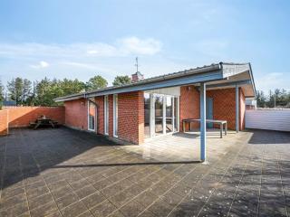 Holiday Home Askatla - 800m from the sea by Interhome - 1