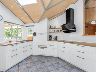 Holiday Home Tammes - 1km from the sea by Interhome - 5