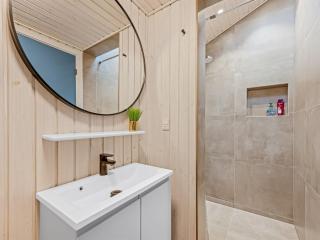 Holiday Home Sviðandi - 1-5km from the sea by Interhome - 8