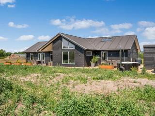 Holiday Home Måns - 500m to the inlet by Interhome - 3