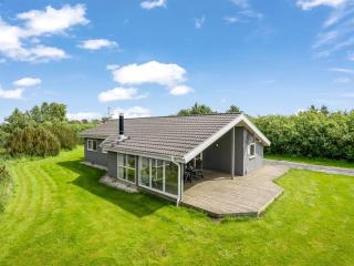 Holiday Home Karlsefni - 600m to the inlet by Interhome - 0