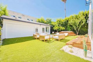 WestHollywood Villa Sleep 12 Jacuzzi & Garden Oasis - 8