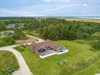 Holiday Home Tuomi - 900m from the sea by Interhome - 7