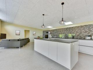 Holiday Home Hiorulf - 1-4km from the sea by Interhome - 3