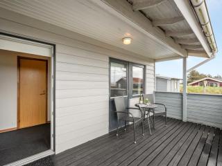 Holiday Home Trineke - from the sea by Interhome - 2