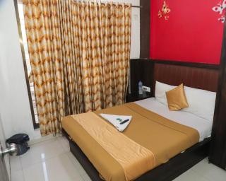 HOTEL OM SAI - 4