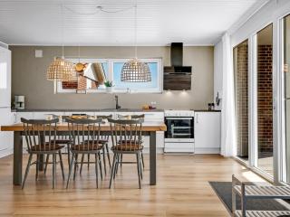 Holiday Home Stinna - from the sea by Interhome - 2