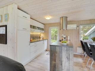 Holiday Home Sheemen - 700m to the fjord by Interhome - 3