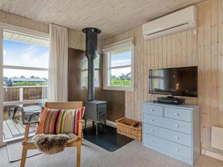 Holiday Home Gertine - 650m to the fjord by Interhome - 5