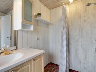 Holiday Home Aase - from the sea by Interhome - 2