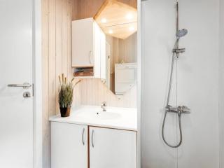 Holiday Home Andrie - 800m from the sea by Interhome - 4
