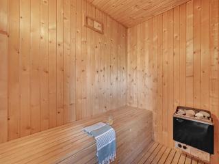 Holiday Home Teresia - 600m from the sea by Interhome - 3