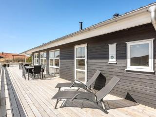 Holiday Home Karen - 900m from the sea by Interhome - 4