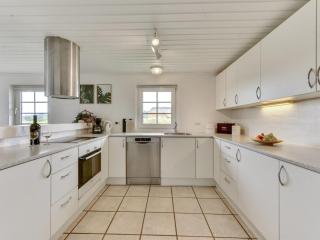 Holiday Home Matrona - 750m from the sea by Interhome - 1