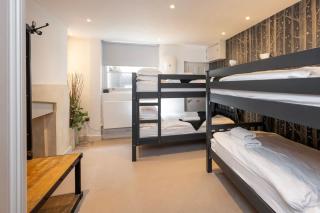 Monmouth St Townhouse sleeps 10 - Bath - 3