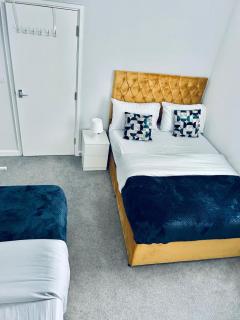 Modern Flat in Strood - Flat 1 - 4