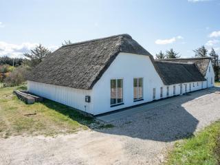 Holiday Home Cornelius - 900m from the sea by Interhome - 6