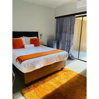 Fanky Hotel - 0