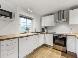 Holiday Home Aane - 1-8km from the sea by Interhome - 5