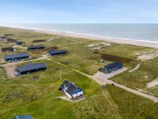Holiday Home Eringisl - 50m from the sea by Interhome - Harboør - 7