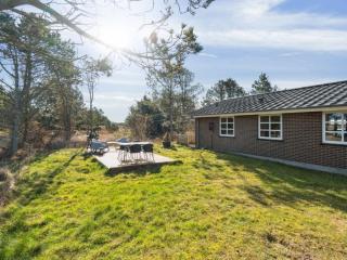 Holiday Home Aurelie - 800m from the sea by Interhome - 6