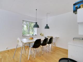 Holiday Home Flor - 900m from the sea by Interhome - 1