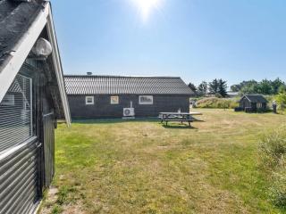 Holiday Home Tameran - 700m from the sea by Interhome - 7
