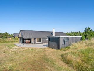 Holiday Home Tameran - 700m from the sea by Interhome - 5