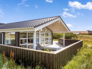 Holiday Home Mauri - 350m from the sea by Interhome - 3