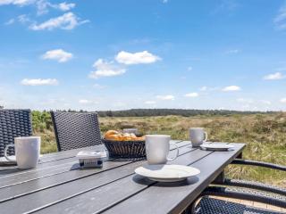 Holiday Home Tayanita - 750m from the sea by Interhome - 4