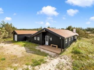 Holiday Home Antto - 900m from the sea by Interhome - 0