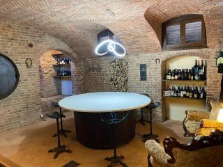 Charming Italian Home sleeps 6 Cantarana - 2